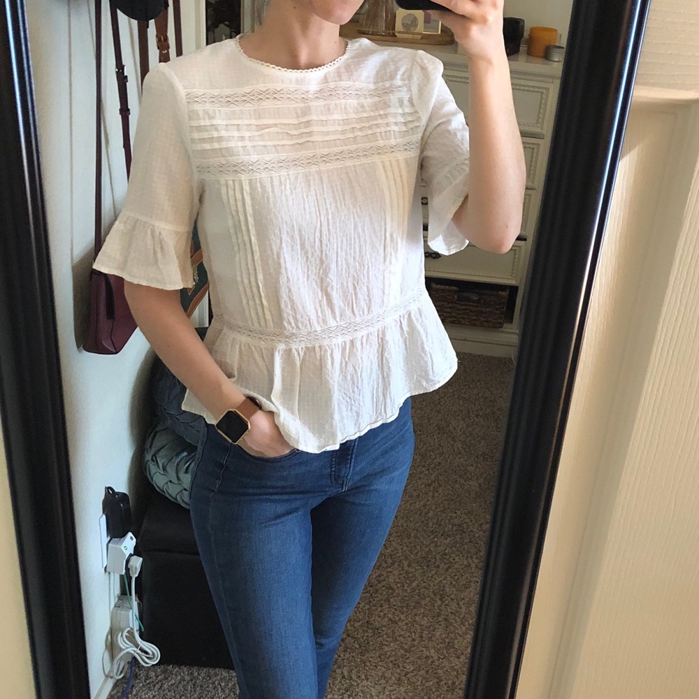FRANCESCA’S cotton peplum top, size small